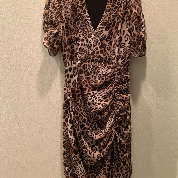 Astr Dresses & Skirts - ASTR Fiercely Feminine Leopard  Dress - M